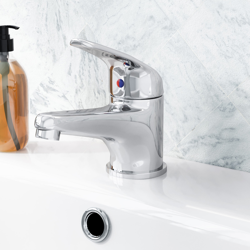 Nes Home Elford Chrome Bath Filler Tap and Basin Mono Mixer with Waste Image 3