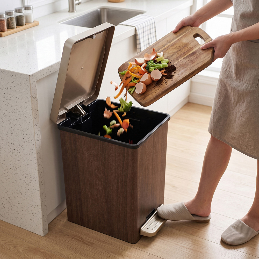 Living and Home Wood Grain Foot Pedal Lid Rubbish Bin 15L Image 7