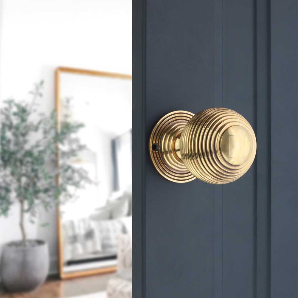 Spira Brass Aged Brass Reeded 60mm Rim and Mortice Door Knob 2 Pack Image 2