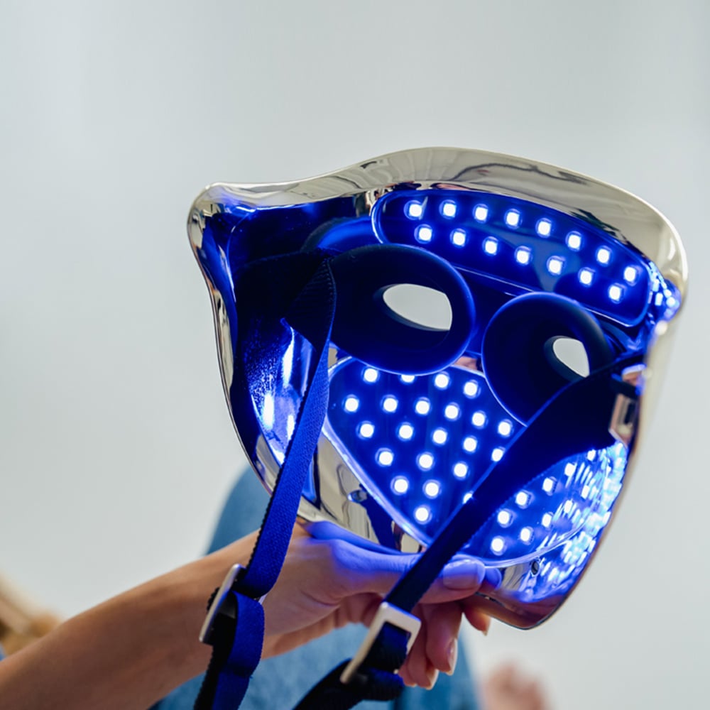 Beautifly Aura Gold LED Light Therapy Anti-Aging Mask Image 7