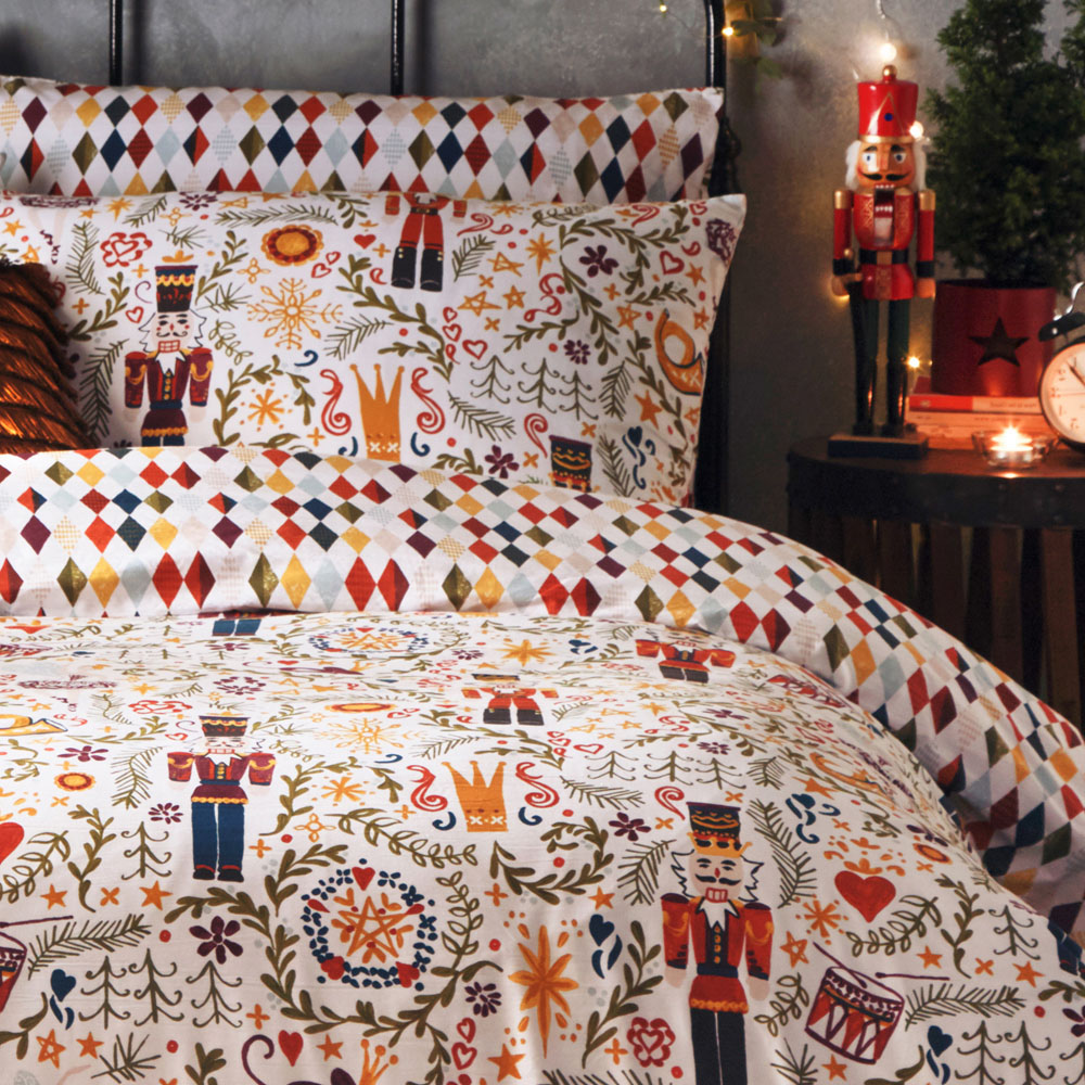 furn. Nutcracker Double White Duvet Set Image 2