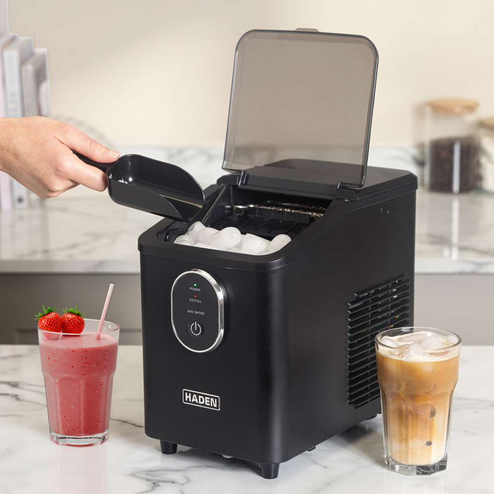 Haden 215819 Black Compact Bullet Ice Machine Image 2