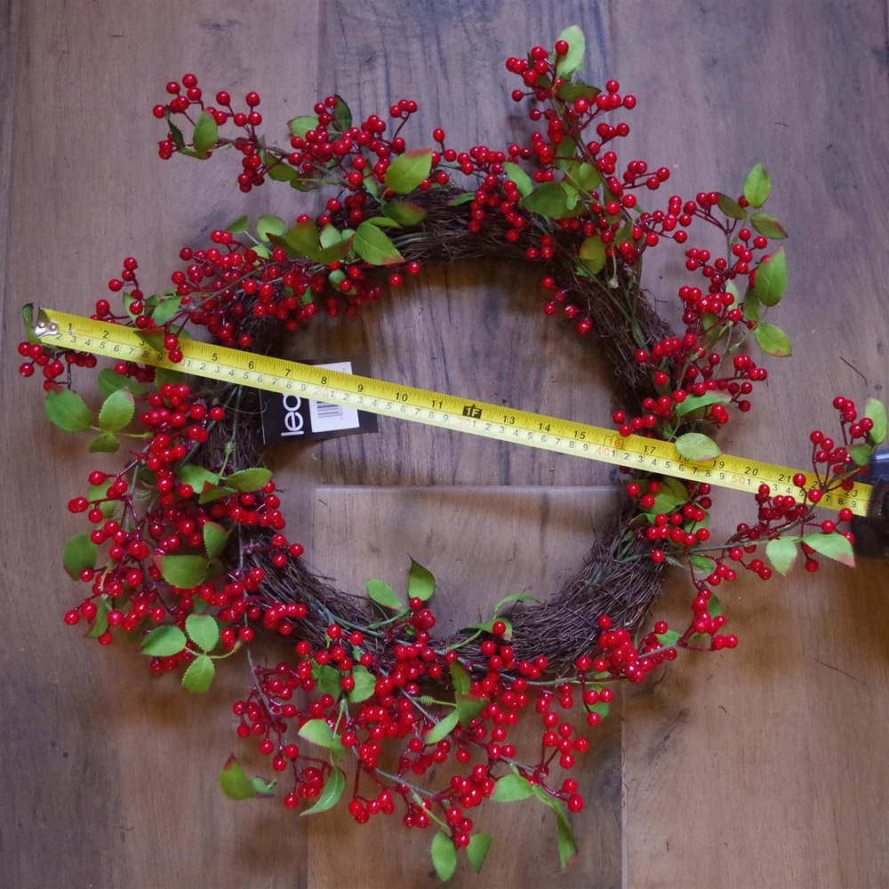 Leaf Luxury Christmas Natural Look Red Berry Floristry Wreath 60cm Image 6