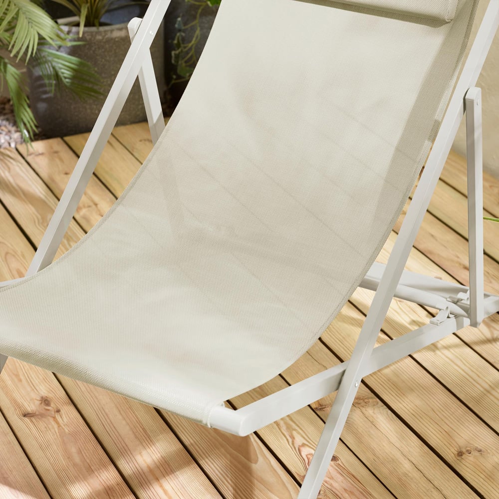 Furniturebox Cannes Set of 2 Cream Metal And Textilene Deck Chair Image 3