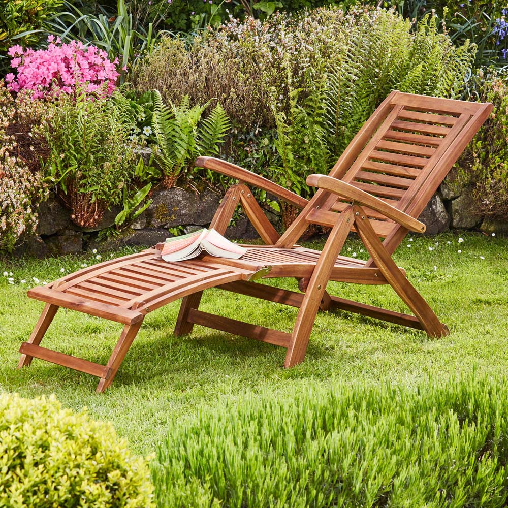 Garden Gear Acasia Folding Steamer Deck Chair Image 1
