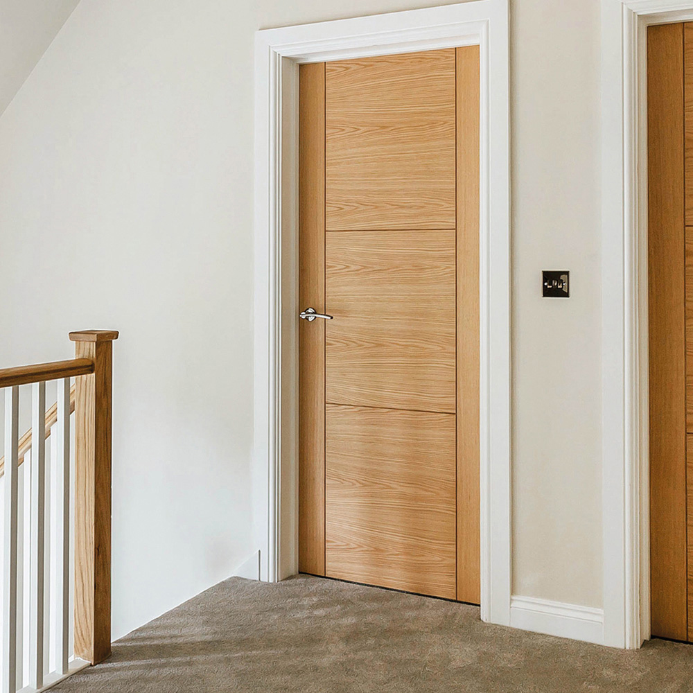 JB Kind Mistral Oak Veneered FD30 Finished Internal Door 1981 x 762mm Image 2