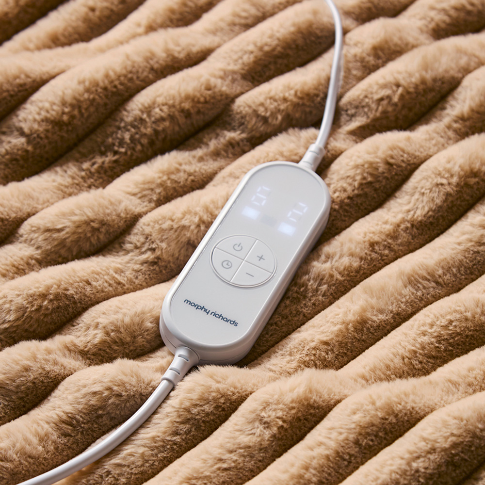 Morphy Richards Mocca Flannel Fleece and Striped Faux Fur Heated Electric Throw 200 x 180cm Image 5