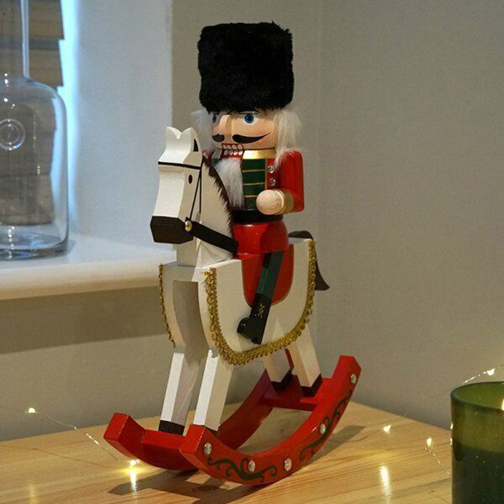 Marco Paul Cavalry Nutcracker Image 3