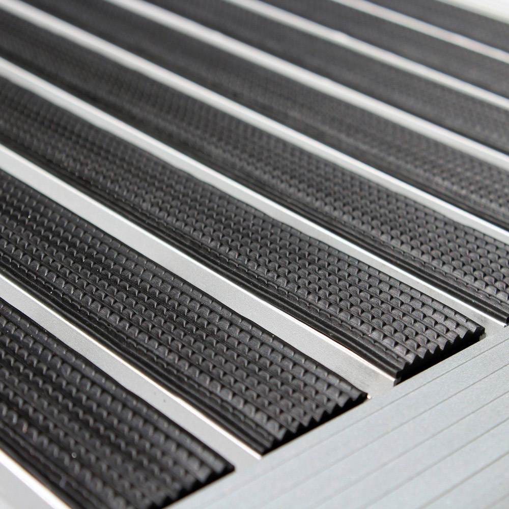 Doortex Alumat Black Outdoor Entrance Mat 40 x 60cm Image 5