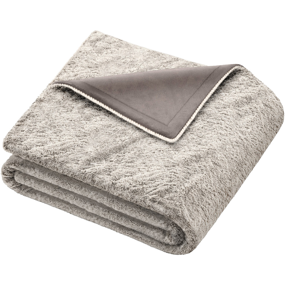 Beurer Fluffy Nordic Snuggie Heated Throw with Controller 180 x 130cm Image 3