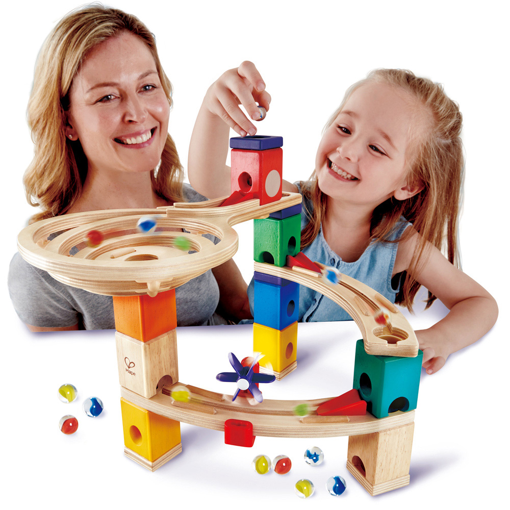 Hape Quadrilla Race to the Finish Play Set Image 6