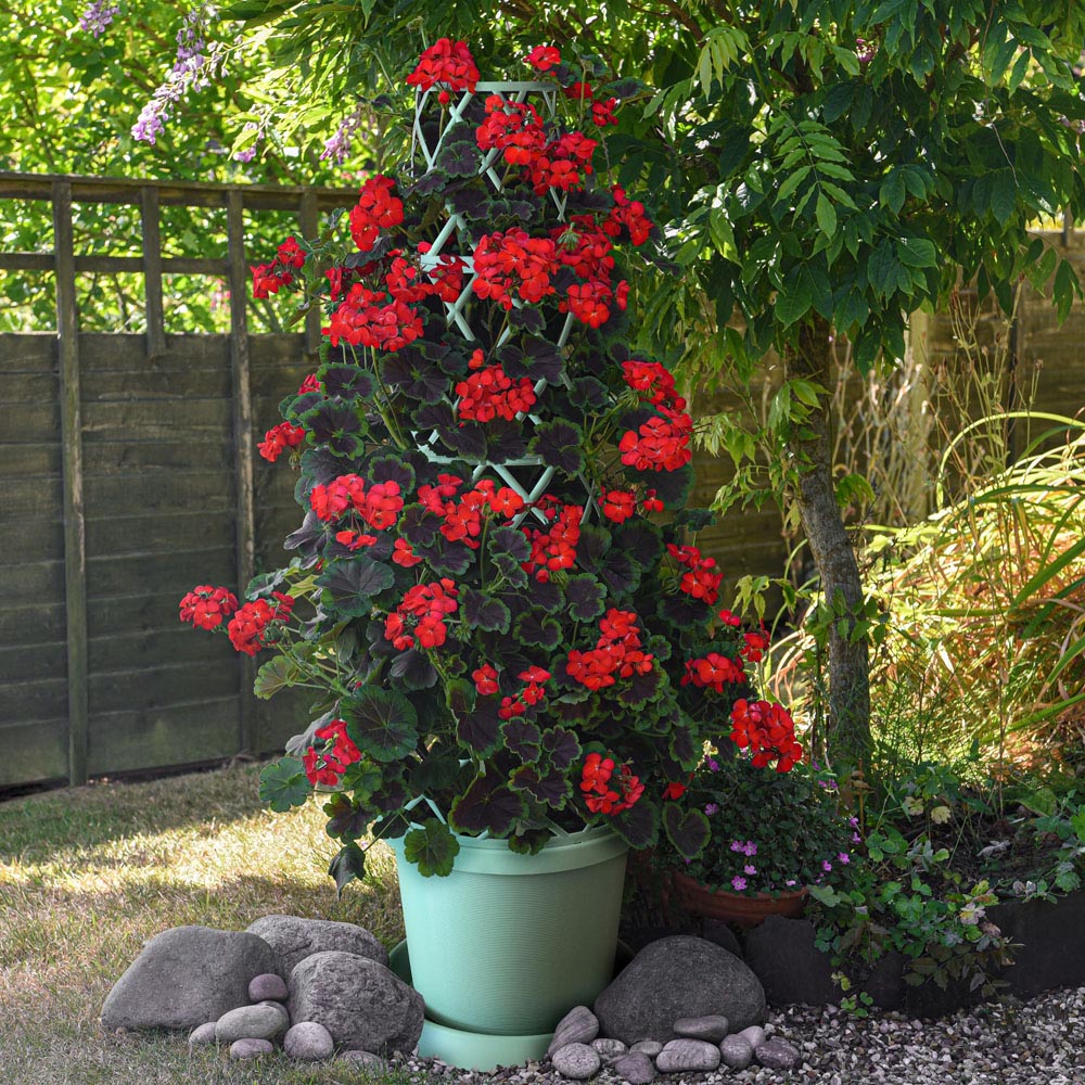 Garden Gear Pistachio Green Plastic Tower Pot with Saucer 42cm 3 Pack Image 2