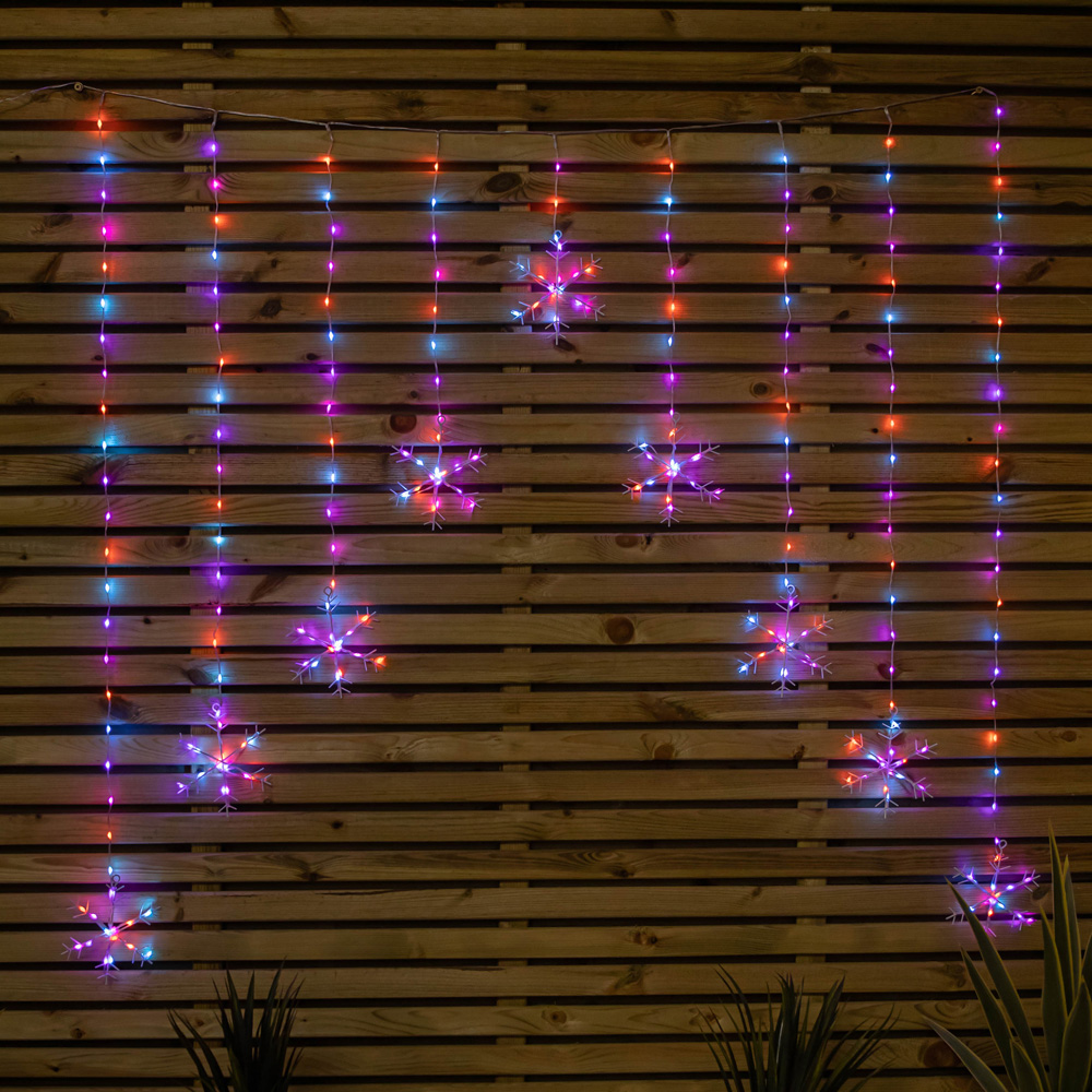Samuel Alexander FlexiBrights 267 Rainbow LED Snowflake Clear Cable Curtain Light 1.2 x 1.2m Image 1