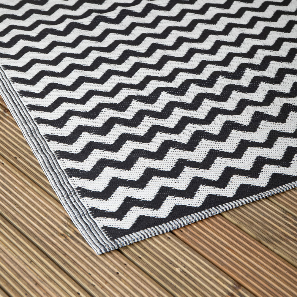 Samuel Alexander Onyx Atlantis Outdoor Rug Mat 150 x 210cm Image 3