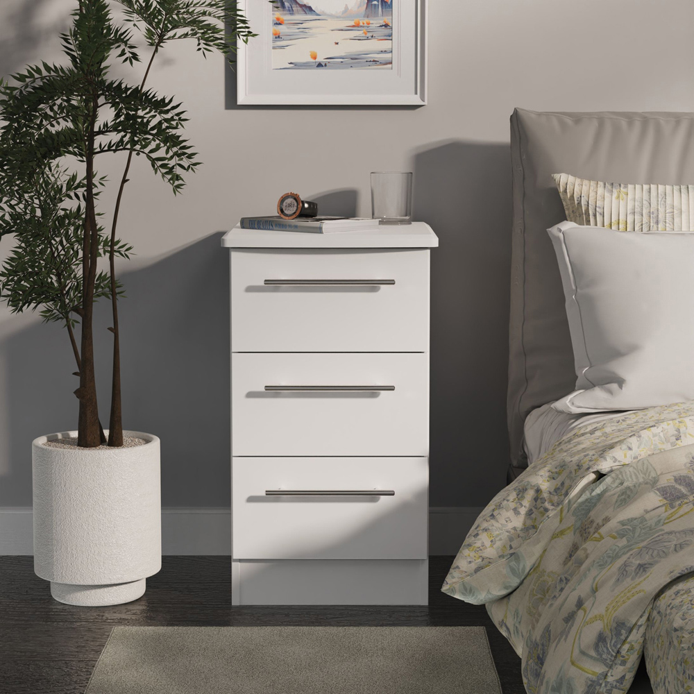 Crowndale Sherwood 3 Drawer Porcelain Matt Bedside Cabinet Image 7