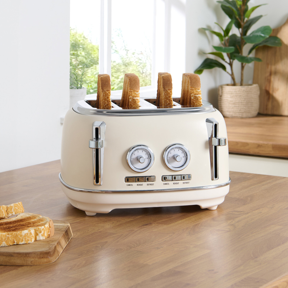 Kitchen Master 4 Slice Retro Toaster Cream Image 2