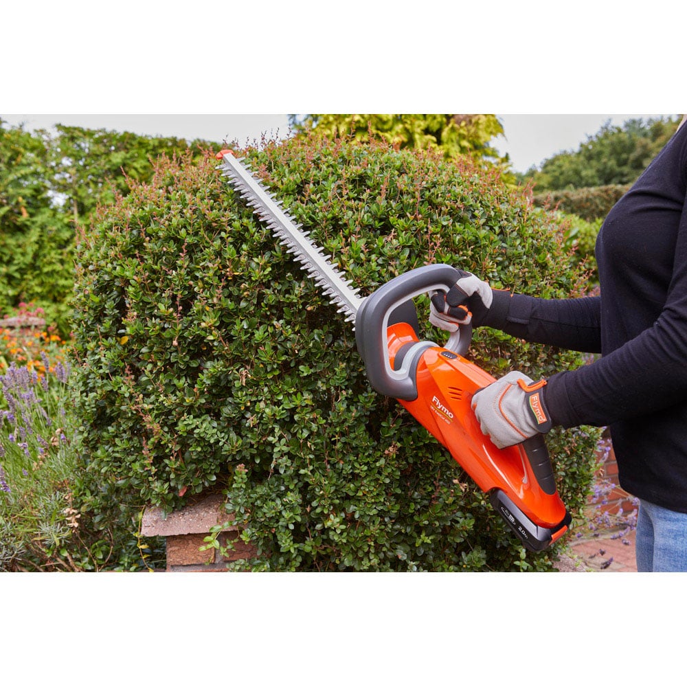 Flymo FEC45018VK2 Easicut 18V 45cm Hedge Trimmer with 2.5ah Battery Image 2