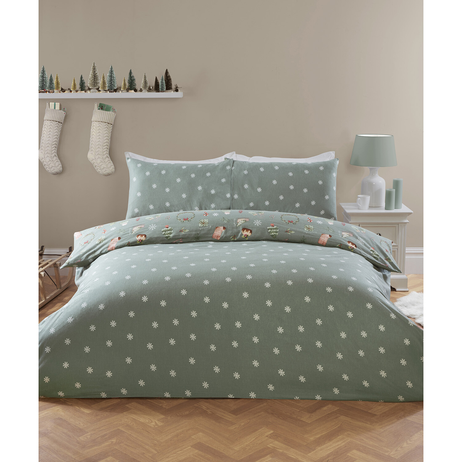 Winter Warmers Duvet Cover and Pillowcase Set - Green / Double Image 2