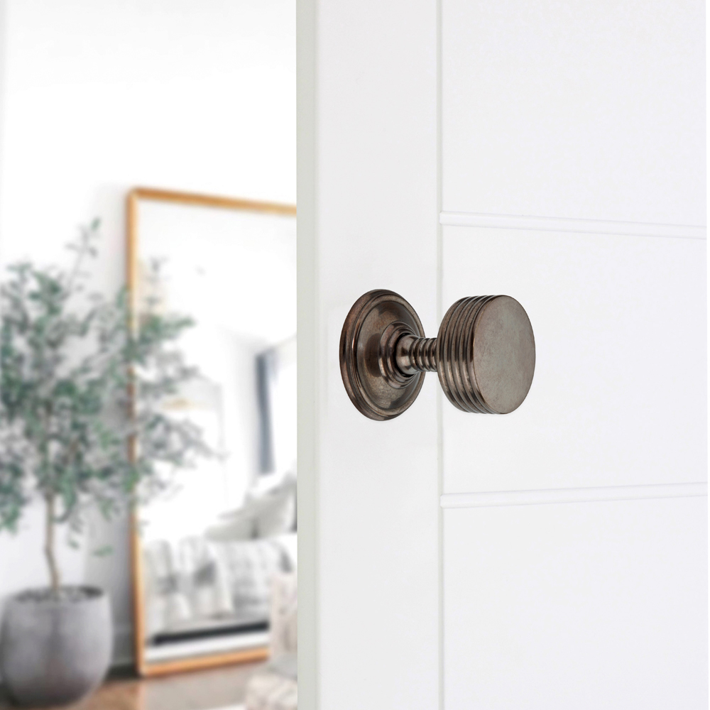 Spira Brass Antique Oxford Mortice Door Knob 2 Pack Image 2