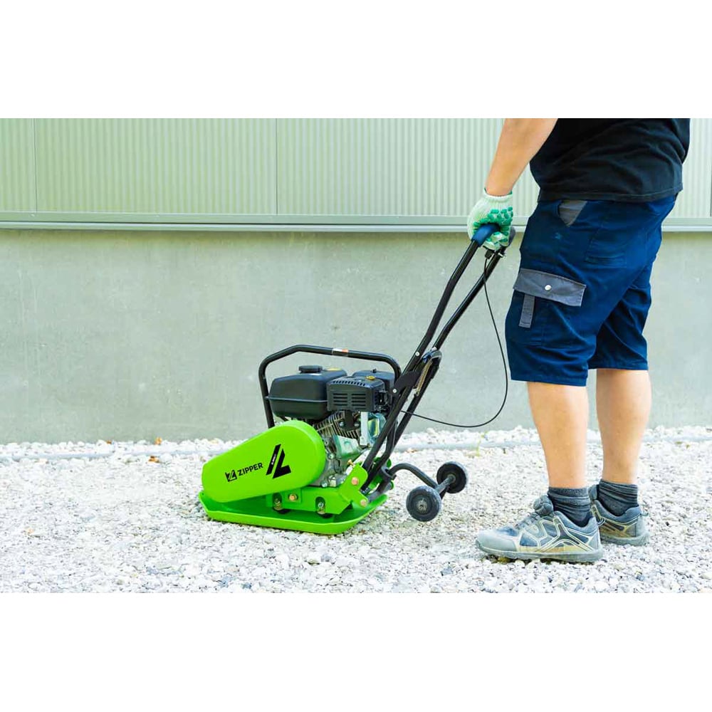 Zipper ZI-RPE60 5.5HP Petrol Plate Compactor Image 2