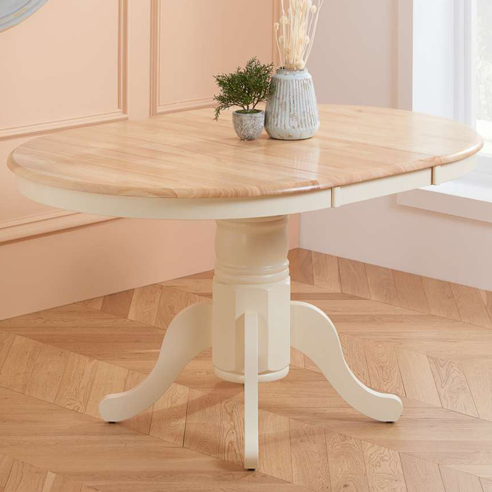 Chatsworth 6 Seater Round Extending Dining Table Oak Image 1