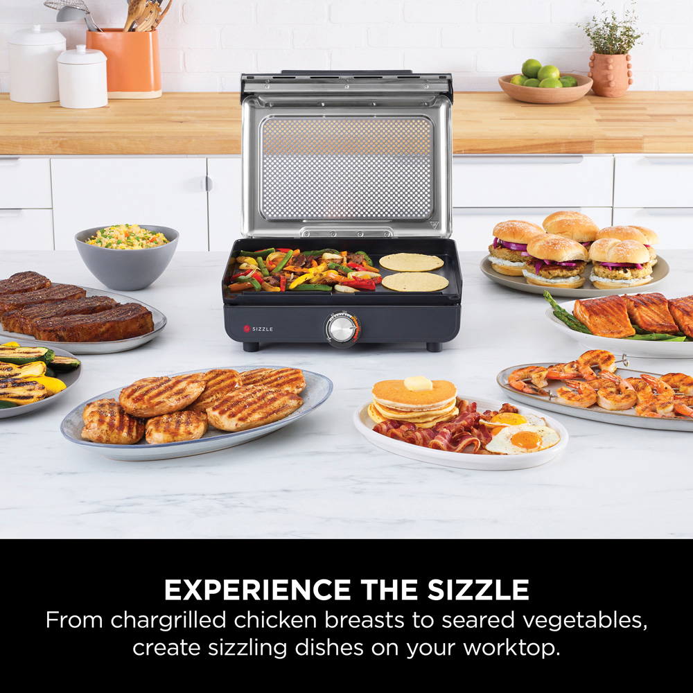 Ninja GR101UK Sizzle Low Smoke Indoor Grill and Flat Plate Image 3