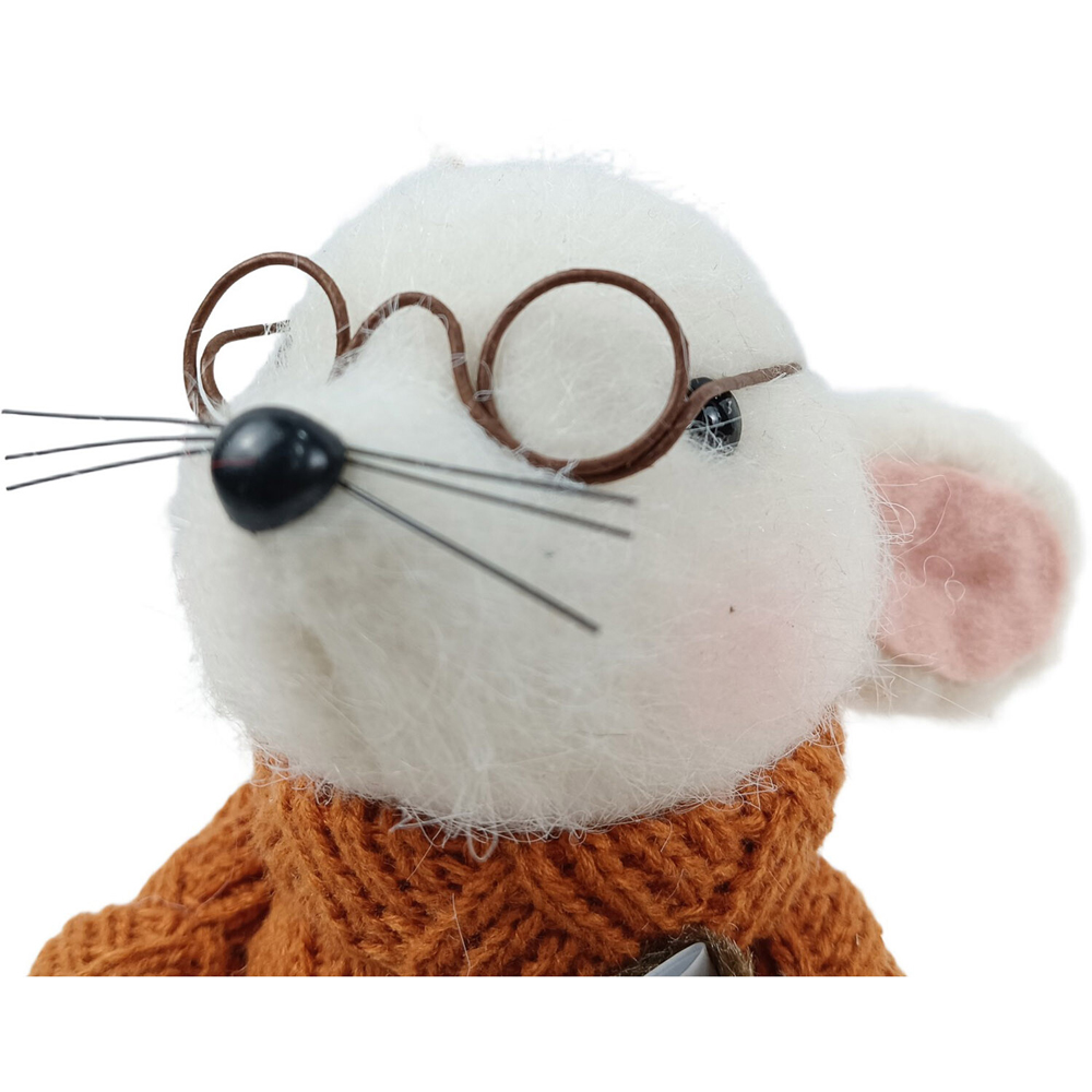 Cosy Autumn Mouse Decoration Image 3
