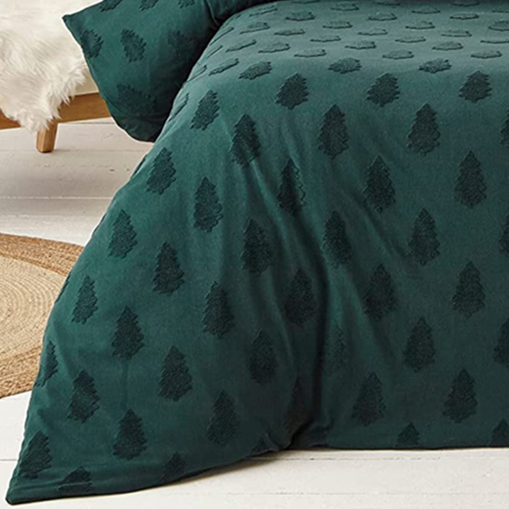The Linen Yard Double Pine Green Tufted Christmas Tree Duvet Cover Set Image 3