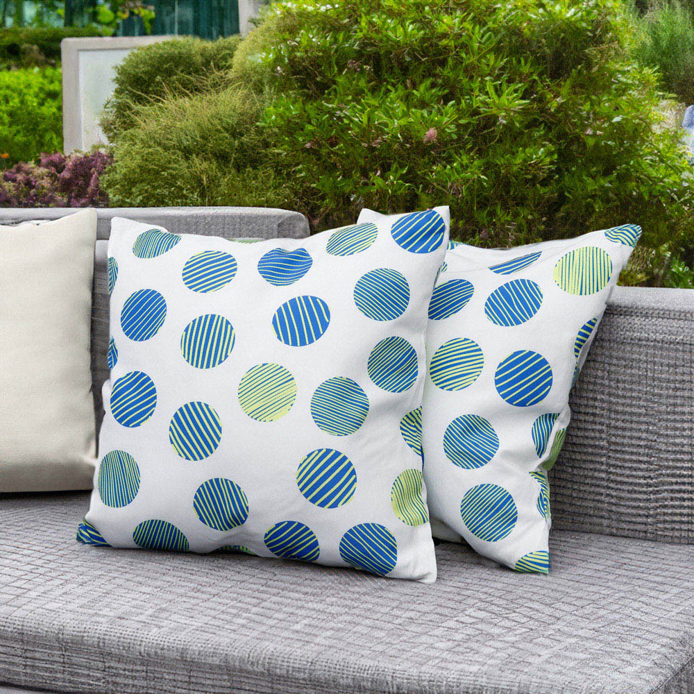 Streetwize White Polka Dot Outdoor Scatter Cushion 4 Pack Image 2