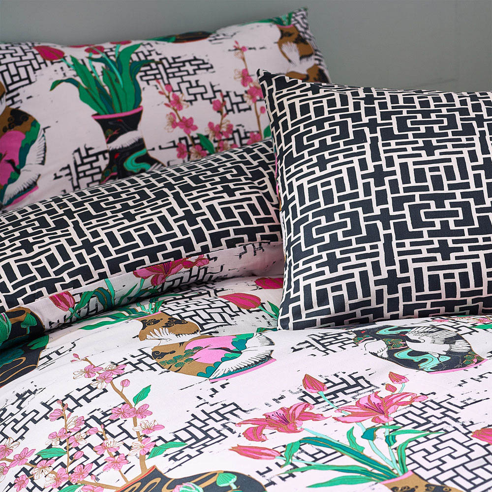 furn. Ishiko King Size Multicolour Floral Duvet Cover Set Image 3