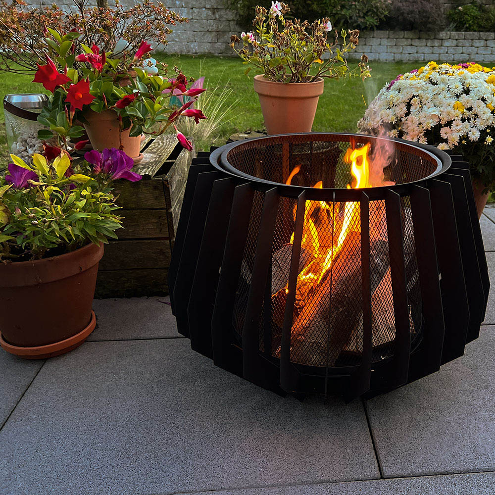 Landmann Black Modern Design Fire Basket Image 2