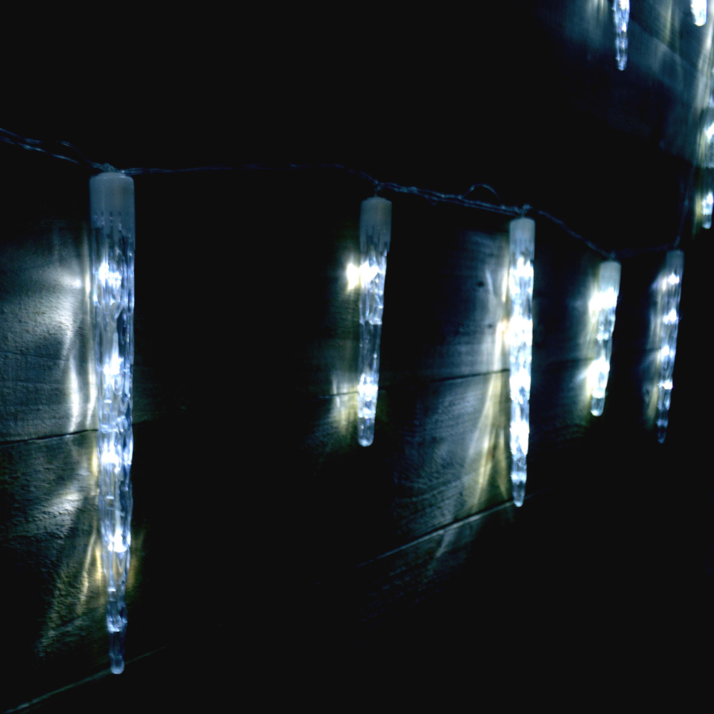 Premier 72 Cool White LED Clear Cable Icicle String Light 6.9m Image 4