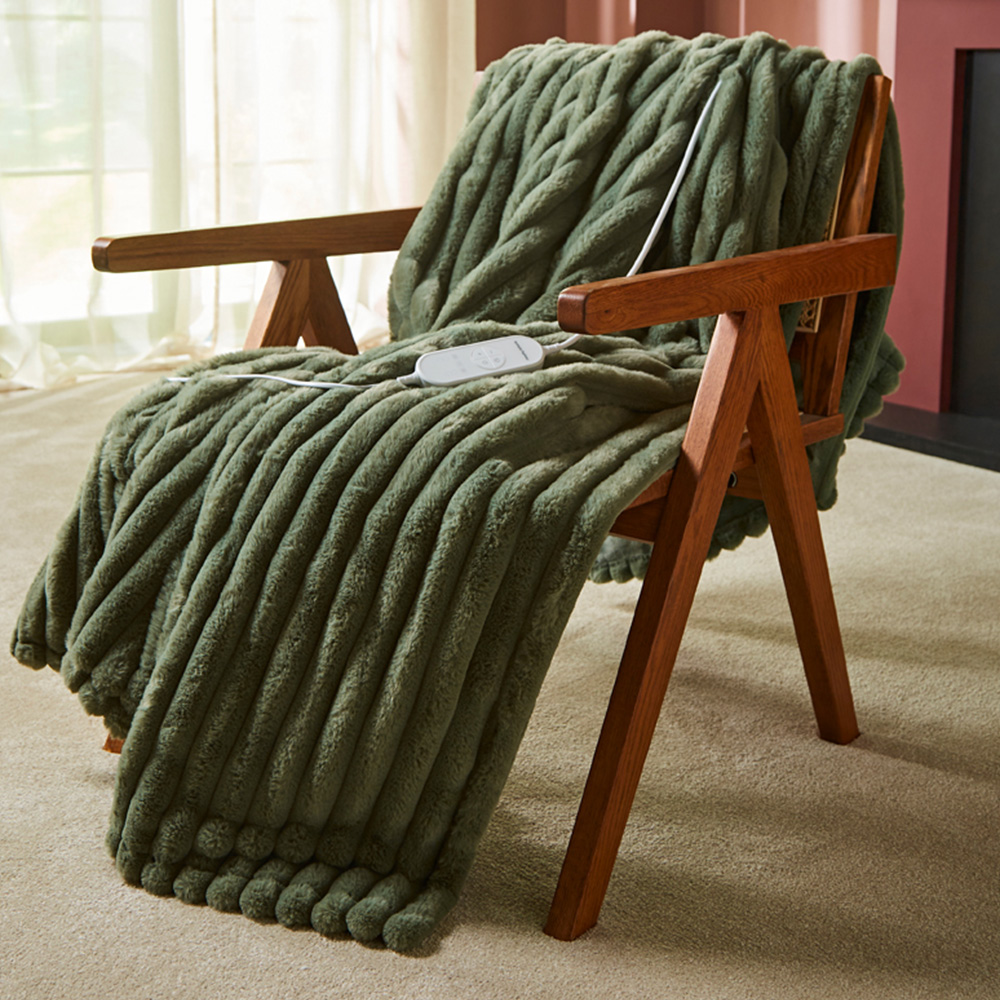 Morphy Richards Green Flannel Fleece and Striped Faux Fur Heated Electric Throw 200 x 180cm Image 9