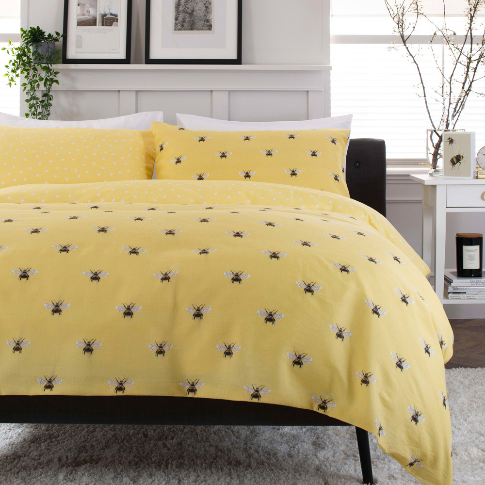 Deyongs Honey Bee Super King Size Yellow Duvet Set Image 3