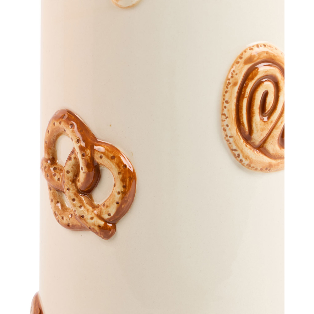 Gourmand Pastry Vase Image 3