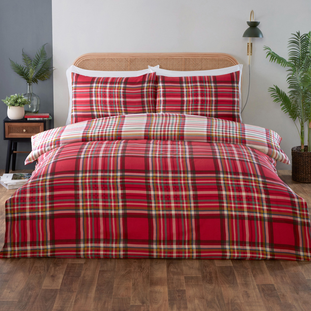 Serene Cameron Checks King Size Microfibre Fabric Reversible Duvet Cover Set Image 1