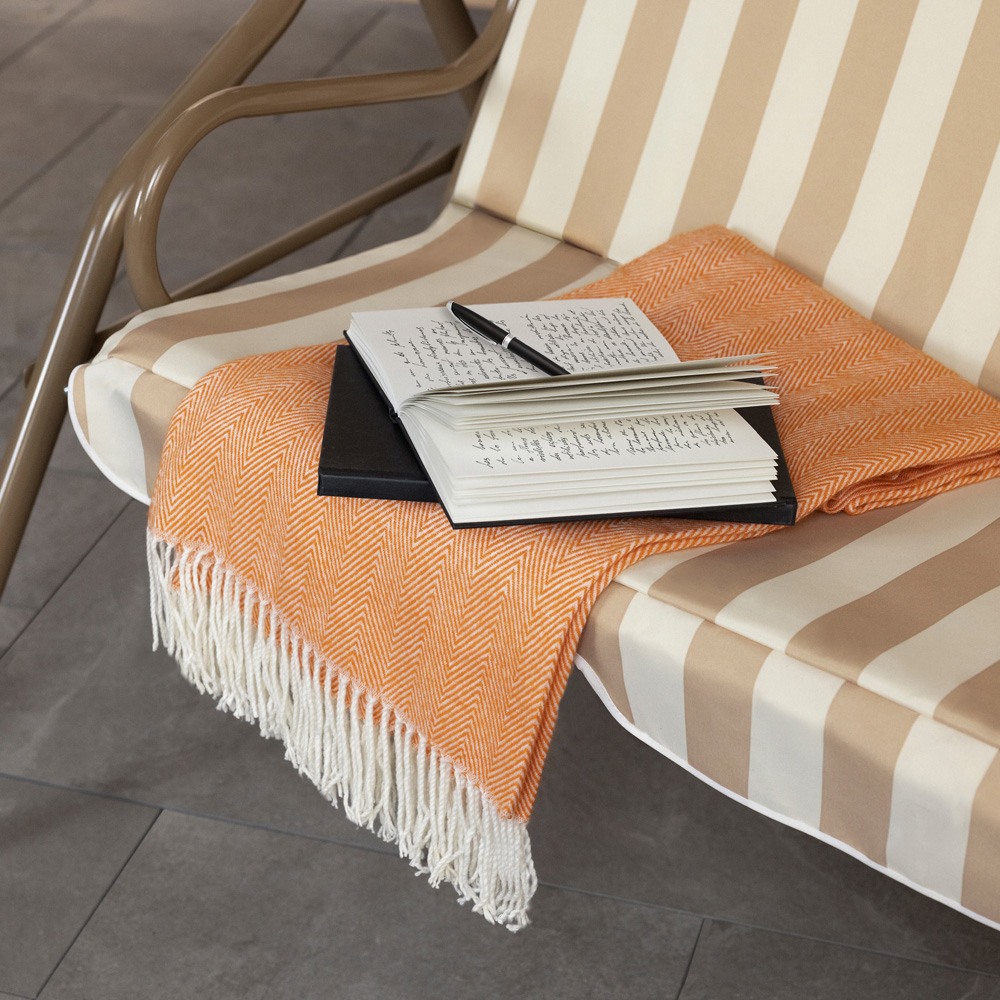 Charles Bentley 3 Seater Beige and White Garden Swing Seat Image 8