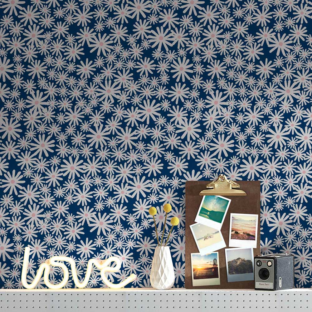 Skinny Dip Daisy Blue Wallpaper Image 3