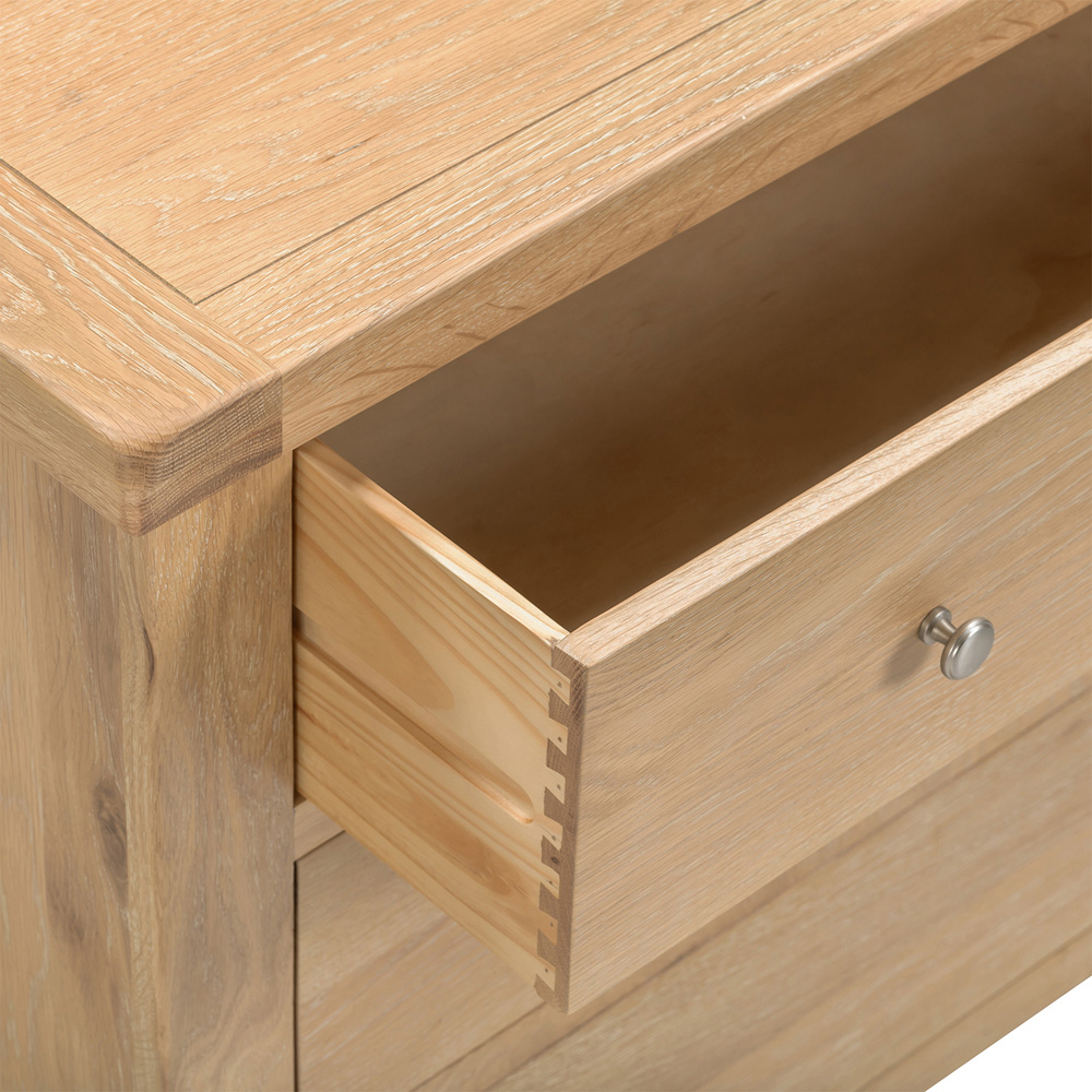 Seconique Windsor 3 Drawer Natural Oak Storage Chest Image 7