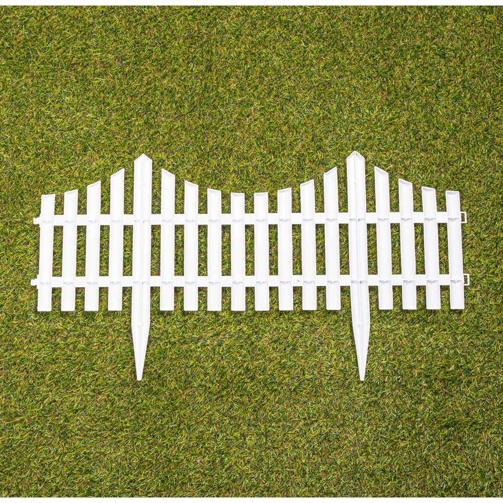 Samuel Alexander 4 Piece 2 Pack White Wood Effect Picket Fence Garden Edging Image 8