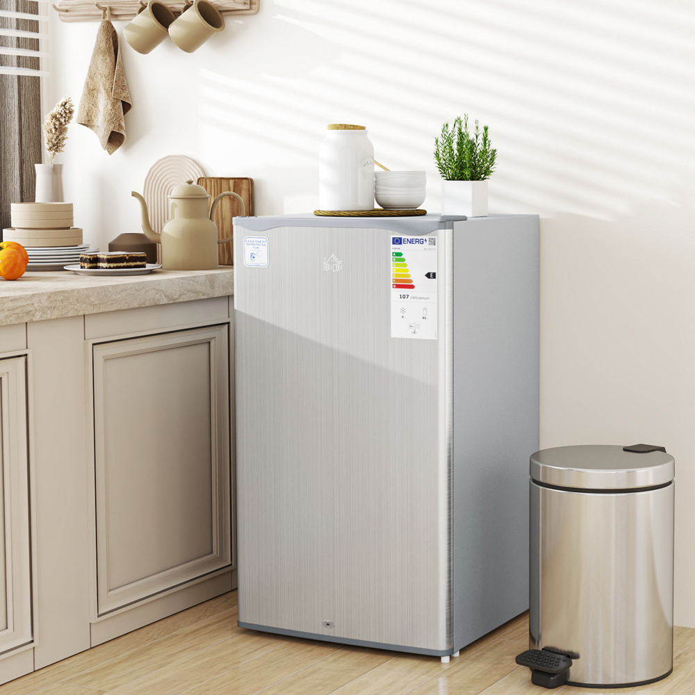 HOMCOM 800-129V73GY Grey 91L Freestanding Under Counter Fridge Image 2