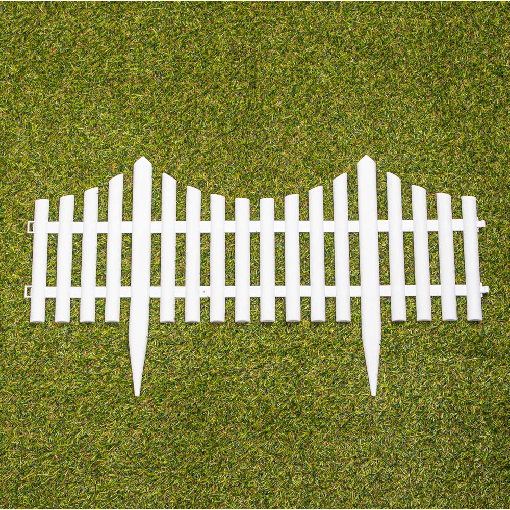 Samuel Alexander 4 Piece 2 Pack White Wood Effect Picket Fence Garden Edging Image 7