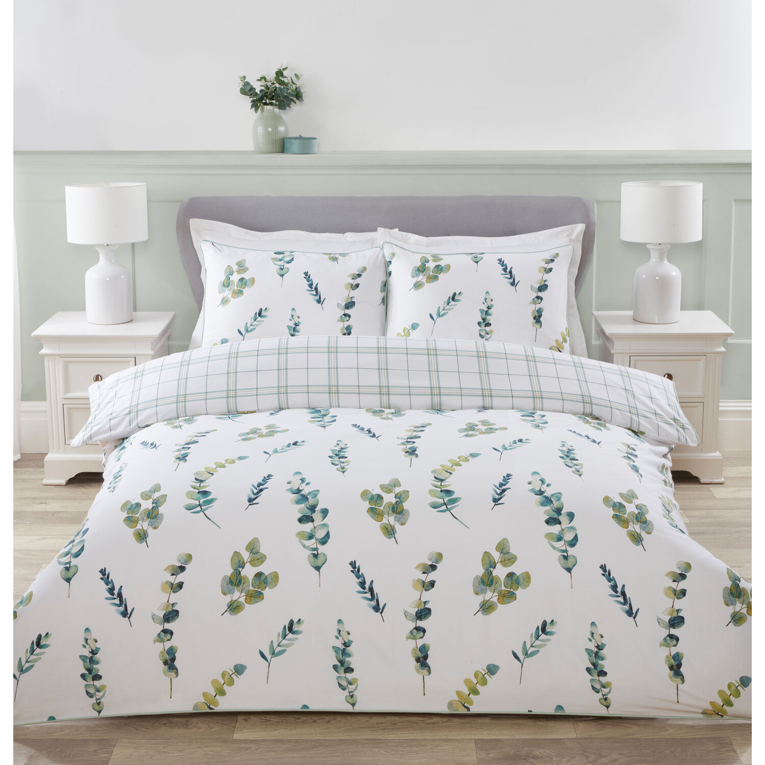 Divante Super King Green Eucalyptus Spray Duvet Set Image 2