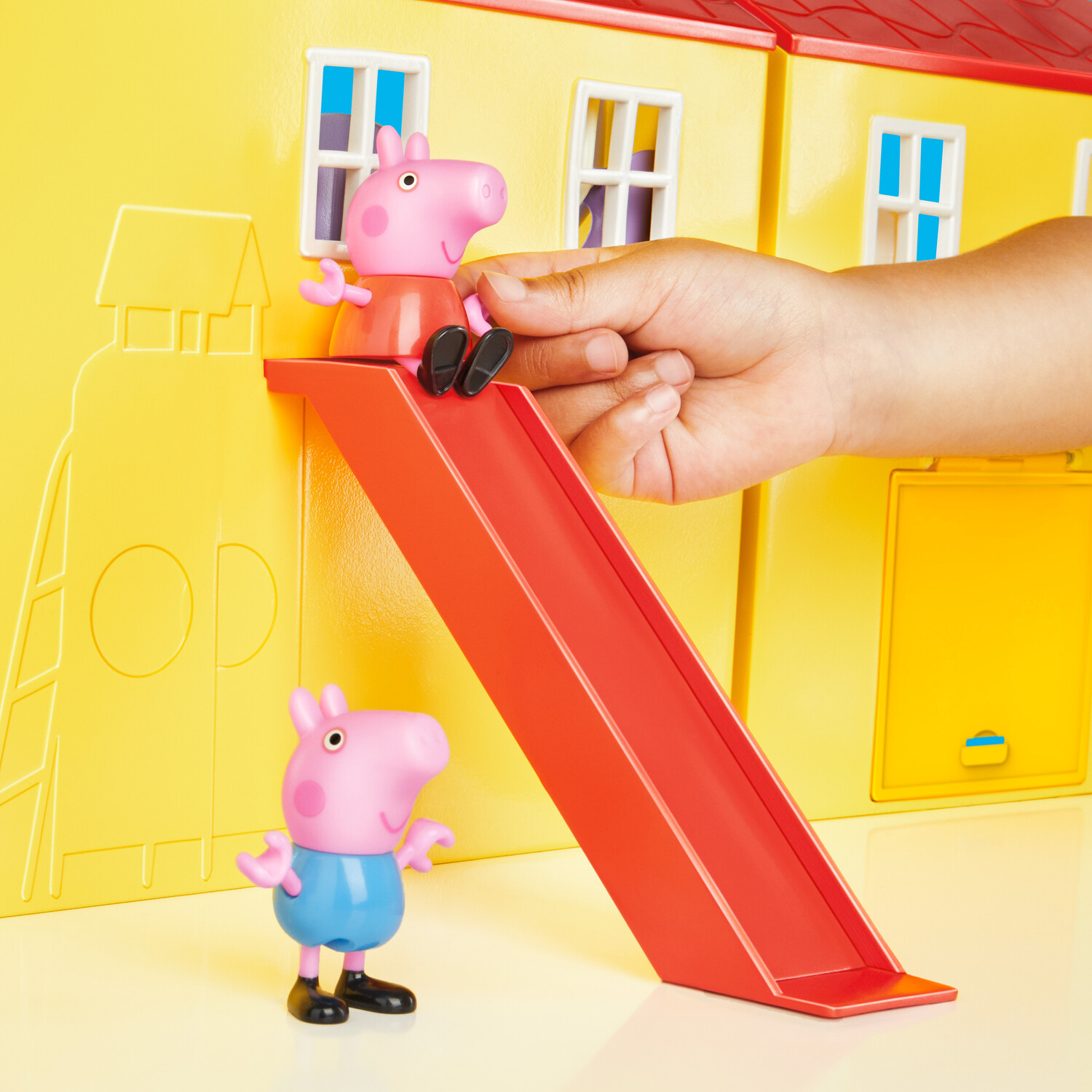 Peppa Pig Big Family House Yellow Image 5