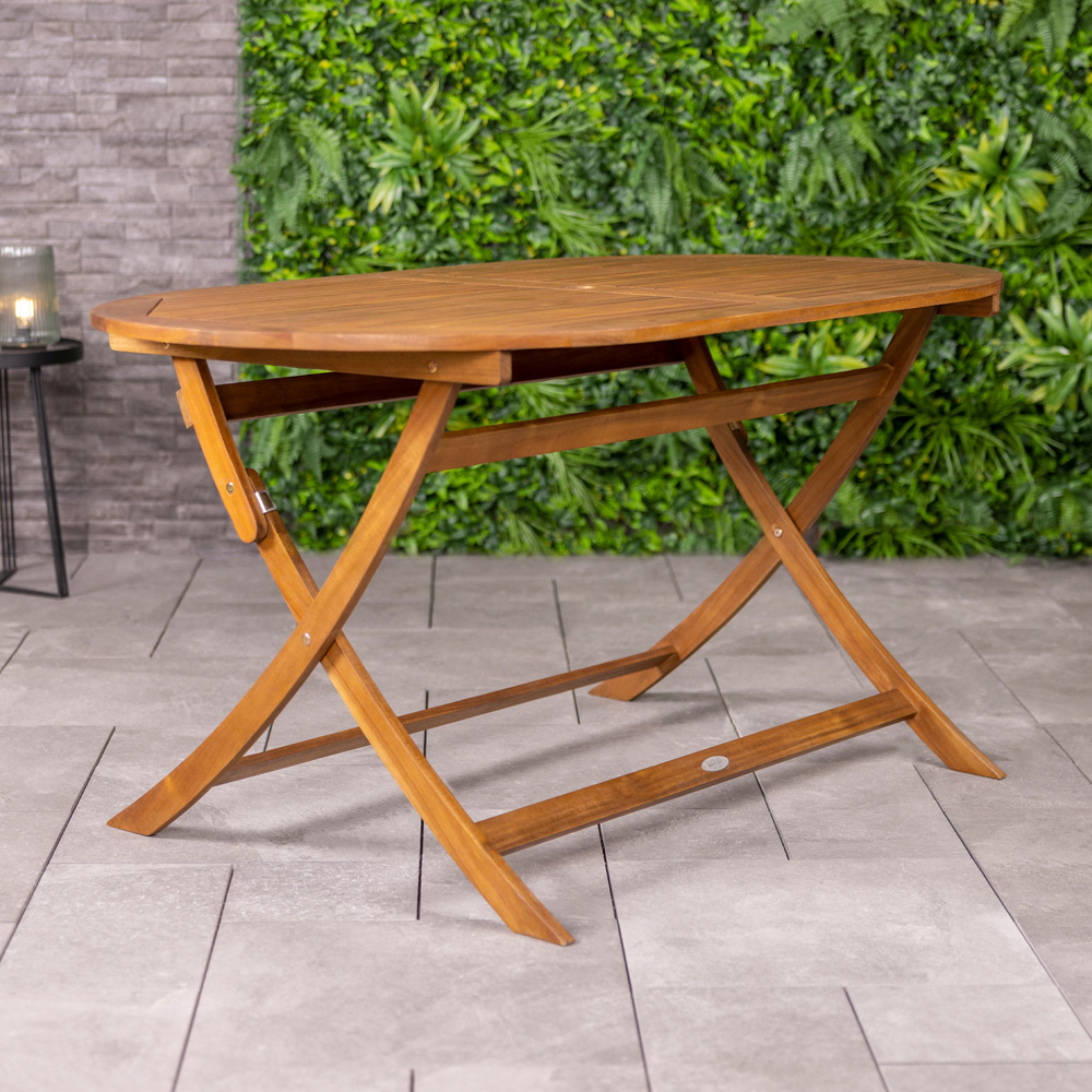 Charles Bentley 8 Seater 150-200cm Oval Wooden Extendable Table Image 6