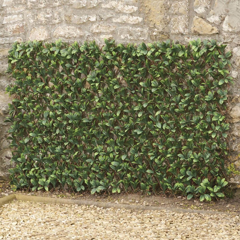 Garden Gear Laurel Leaf Folding Hedge Trellis 1 x 2m Image 2