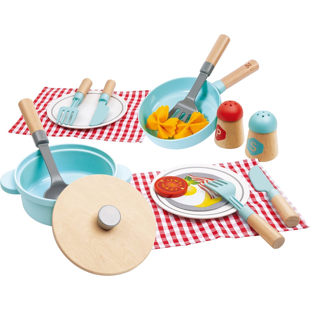Hape Cook and Serve Play Set Image 1