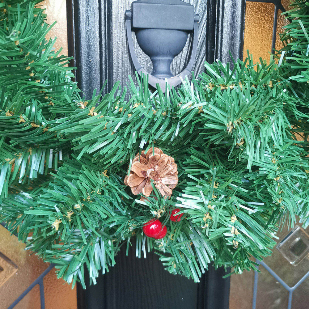 Premier Christmas Wreath with Festive Berry and Pinecones 50cm Image 3