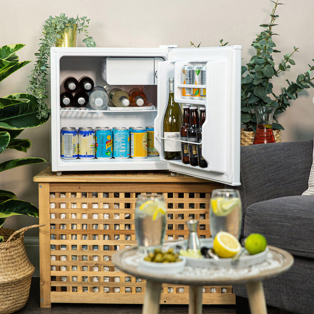 Kuhla KTTF0E4W White 43L Tabletop Fridge Image 7