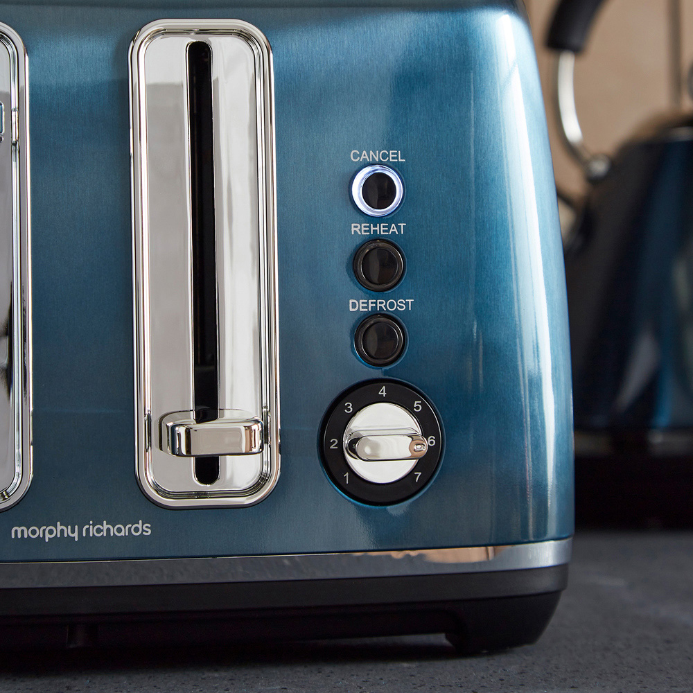 Morphy Richards Accents 242049 Blue 4 Slice Toaster 2200W Image 4
